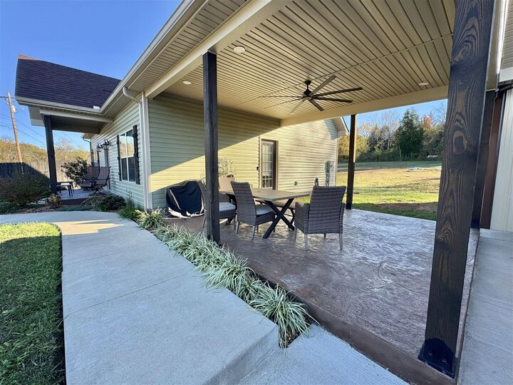 Property Photo:  233 Apple Valley Road  KY 42101 