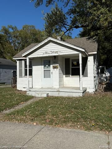7251 Yacht Avenue  Warren MI 48091 photo