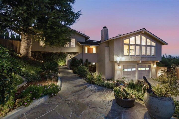 Property Photo:  920 Oxford Drive  CA 94024 