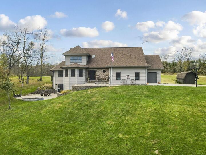 Property Photo:  7688 Lone Pine Road  WI 53507 