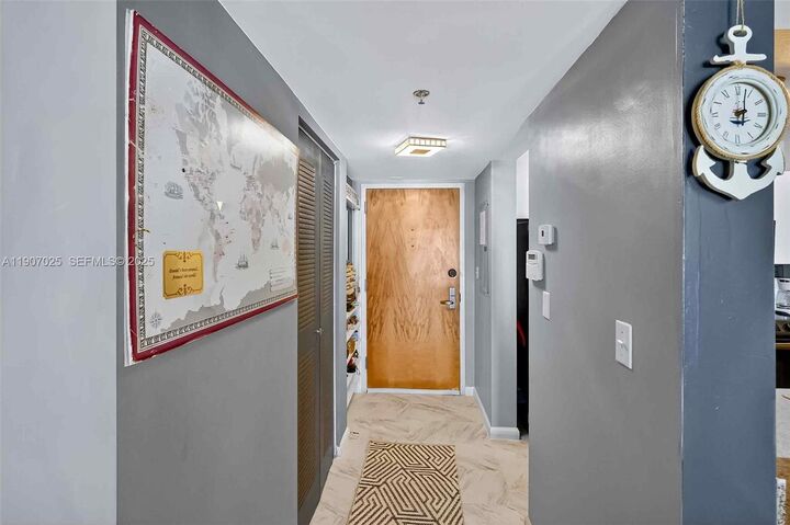 Property Photo: 1200 Brickell Bay Dr 3914 FL 33131