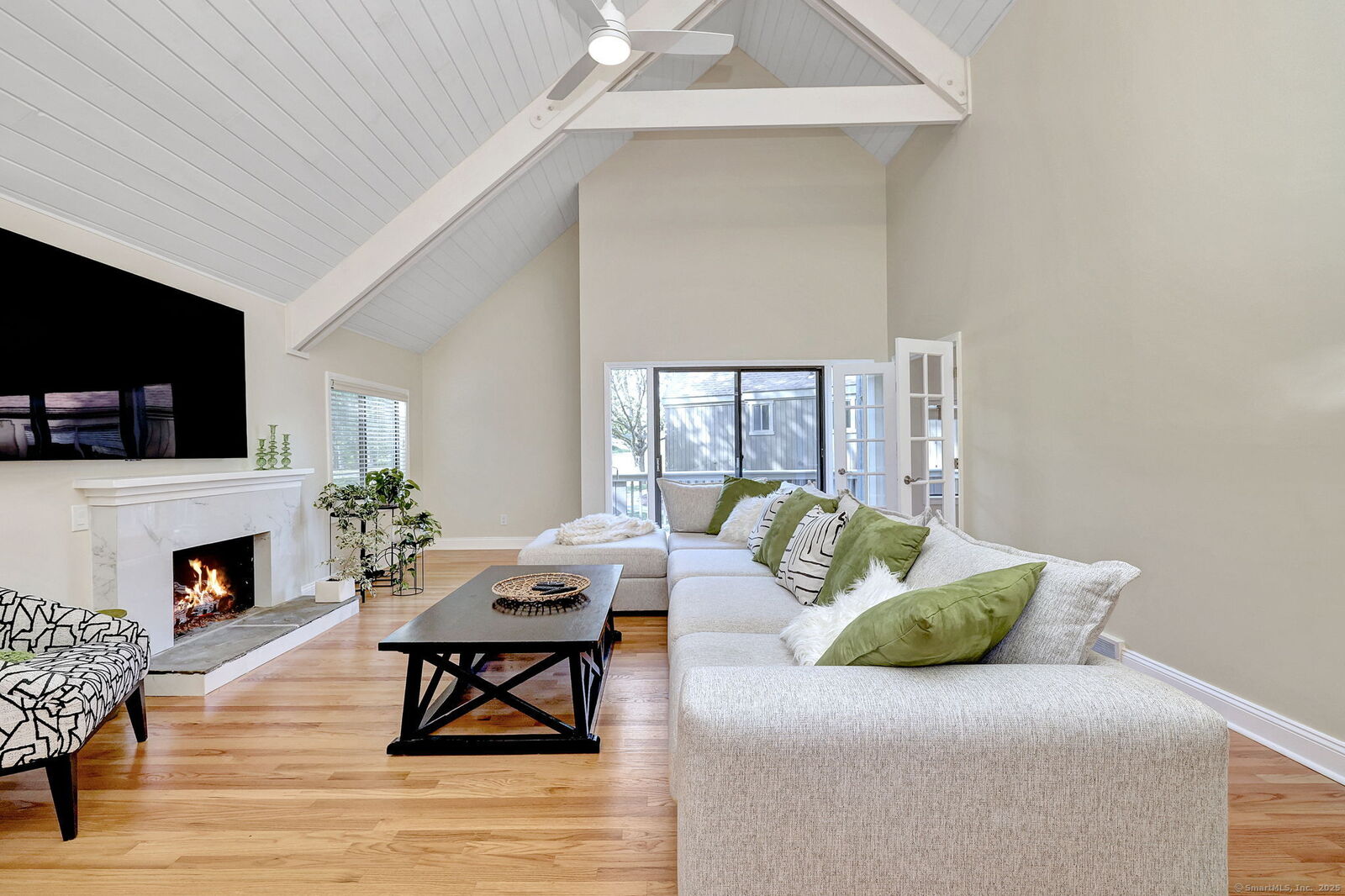 Property Photo: 193 Bayfield Lane B CT 06614