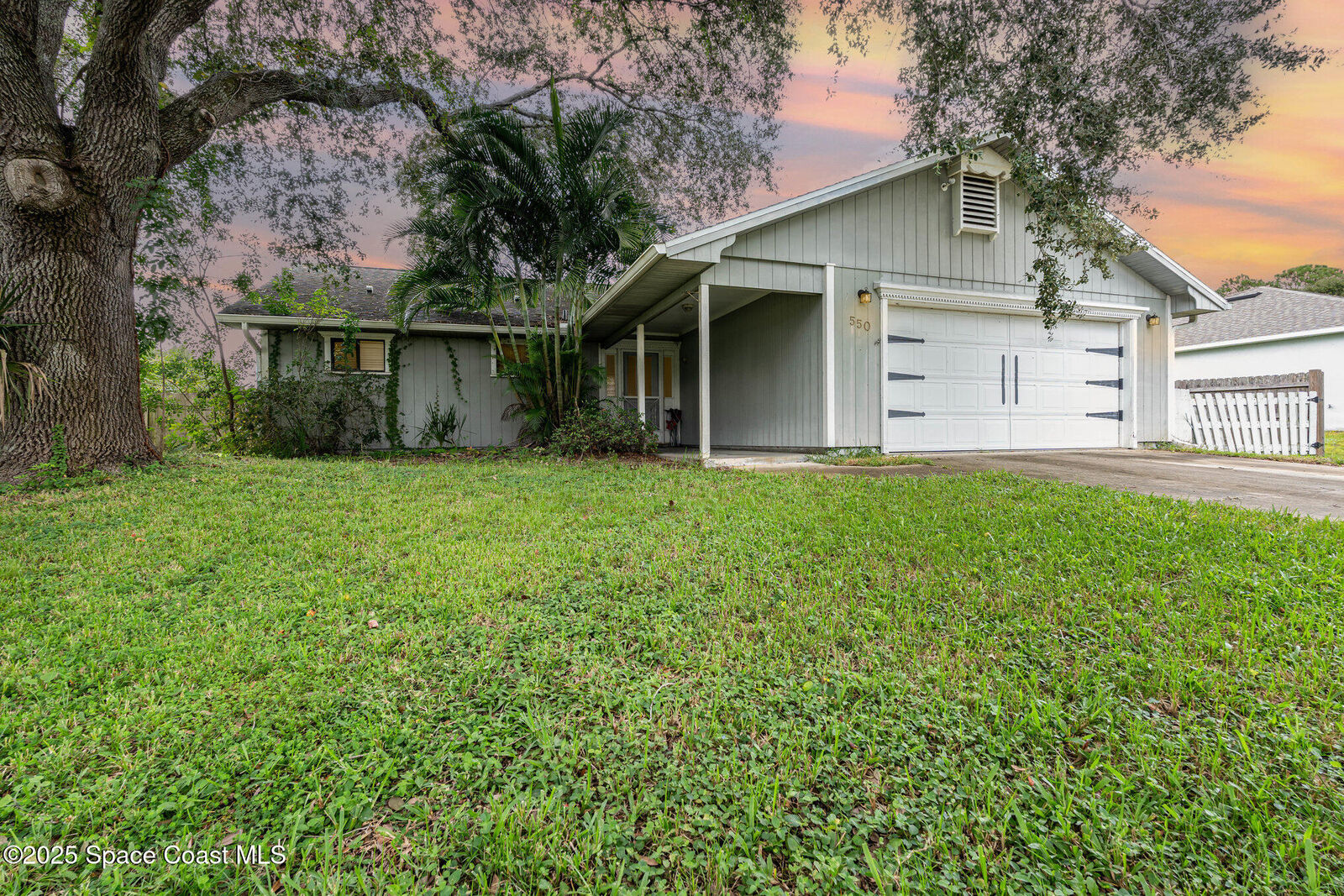Property Photo:  550 Gasparilla Avenue SE  FL 32909 