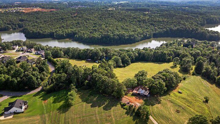 Property Photo:  1215 Buck Creek Road  SC 29323 