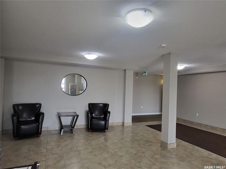 Property Photo:  2141 Larter Road 104  SK S4A 2Y5