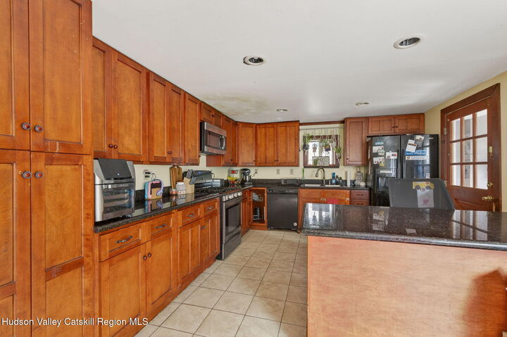 Property Photo: 640 County Route 3 NY 12503