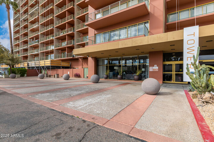 Property Photo:  4750 N Central Avenue G3  AZ 85012 