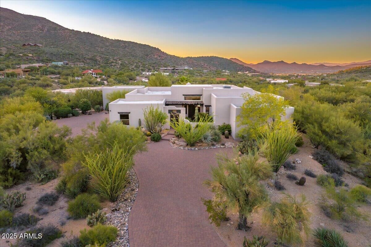 Property Photo: 37202 N Holiday Lane AZ 85377