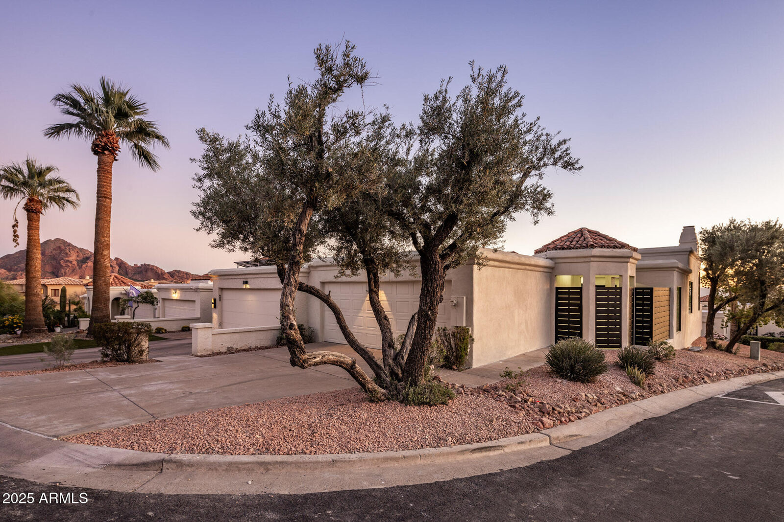 Property Photo: 3800 E Lincoln Drive 43 AZ 85018