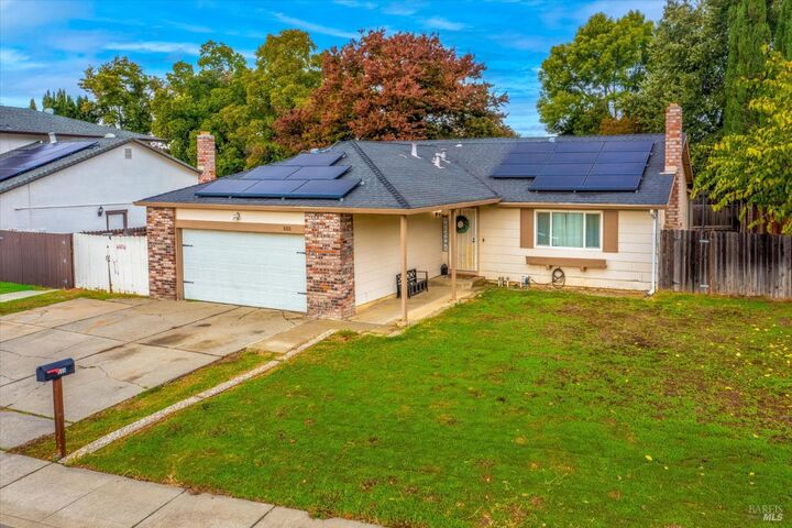 Property Photo:  555 E Creekside Circle  CA 95620 