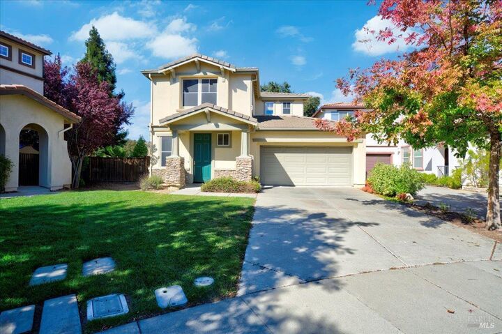 Property Photo: 907 Walden Court CA 94533