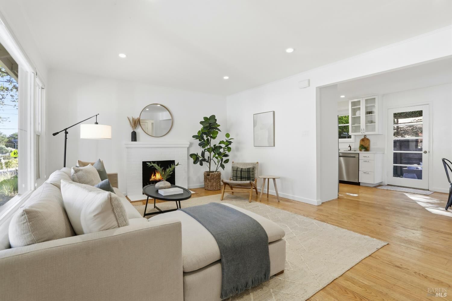 Property Photo: 2323 5th Avenue CA 94901