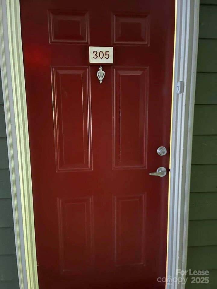 Property Photo:  2000 Old Eastwood Village Boulevard 305  NC 28803 