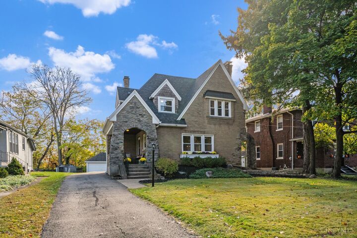 Property Photo: 6515 Iris Avenue OH 45213