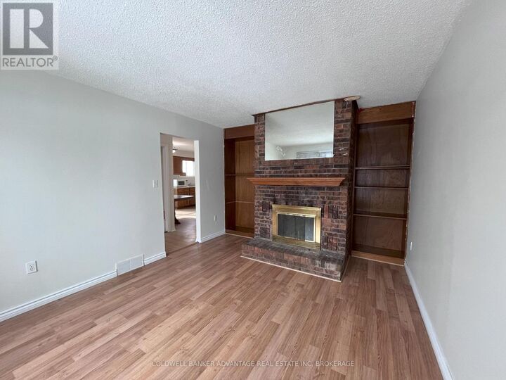 Photo de la propriété:  86 Commercial Street  ON L3B 5Y9 