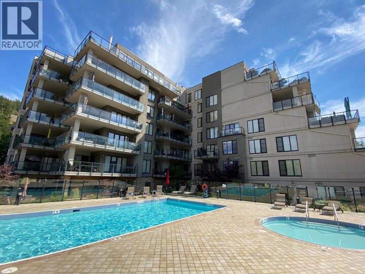 326 Mara Lake Lane 401 — photo 1