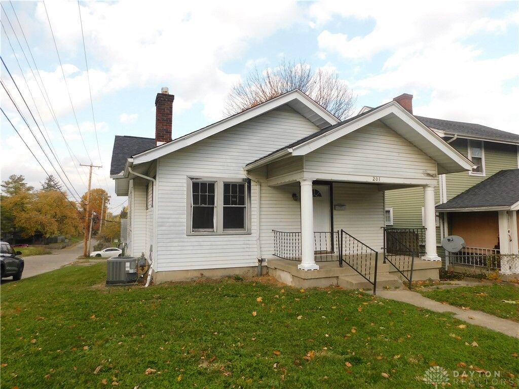 Property Photo: 201 Pointview Avenue OH 45405