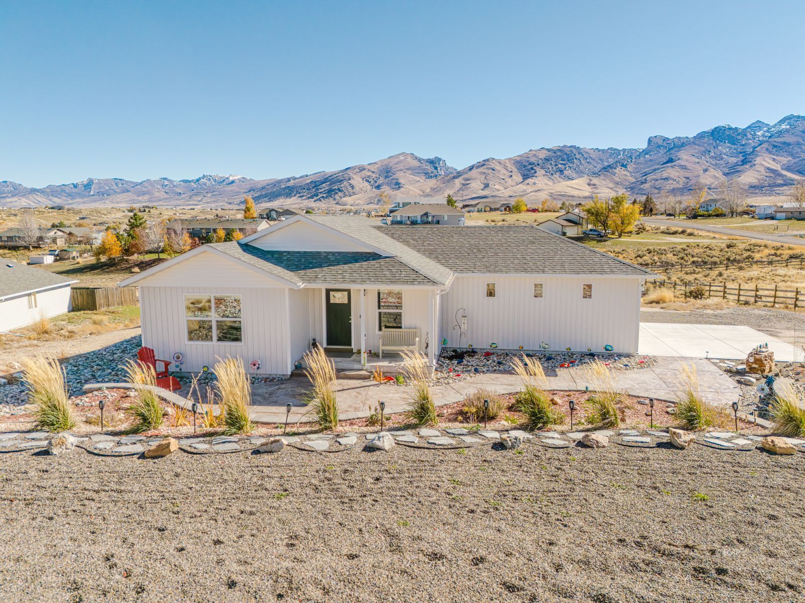 Property Photo:  812 Oak Creek Circle  NV 89815 
