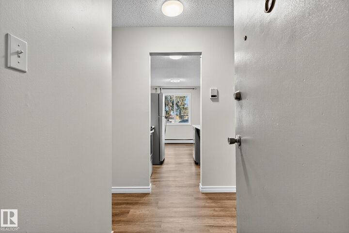 Property Photo:  10035 155 Street NW 6  AB T5P 2L4 