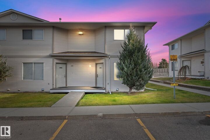 Property Photo:  610 King Street 806  AB T7X 4J9 