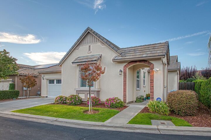 Property Photo:  4279 Heritage Lane  CA 93619 