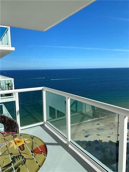 Property Photo: 3550 Galt Ocean Dr 1803 FL 33308