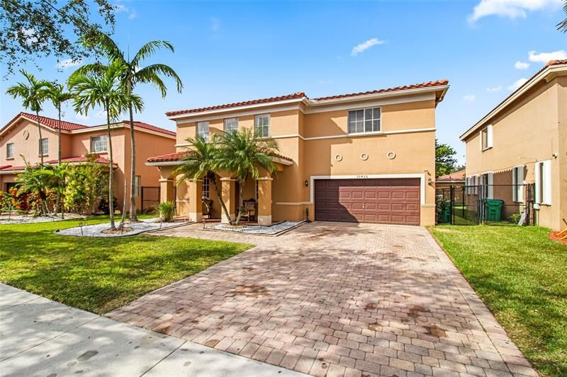 Property Photo:  20426 NW 8th Ct  FL 33169 
