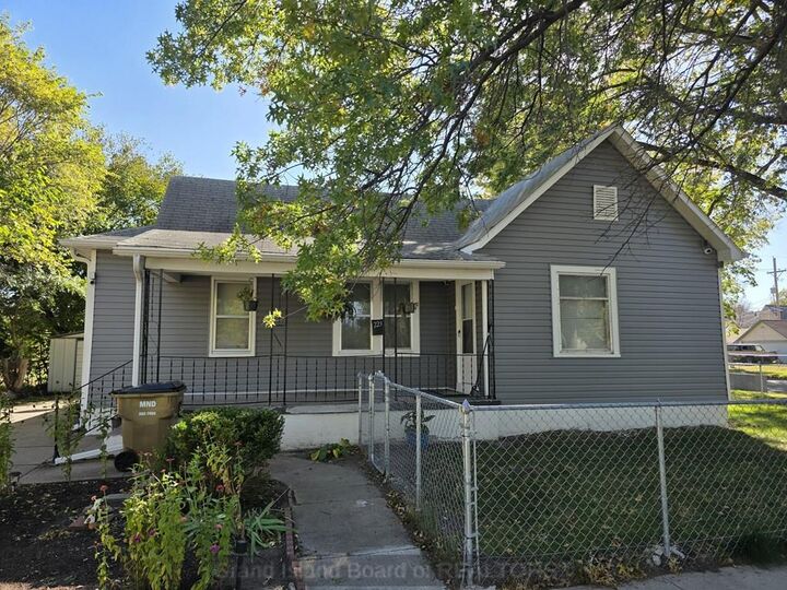 Property Photo:  223 W 8th St  NE 68801 