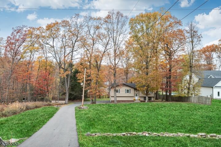 41 Shongum Rd  Randolph Twp. NJ 07869 photo