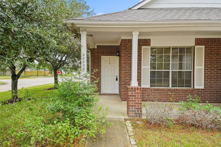 Property Photo:  24203 Pinecreek Point  TX 77373 