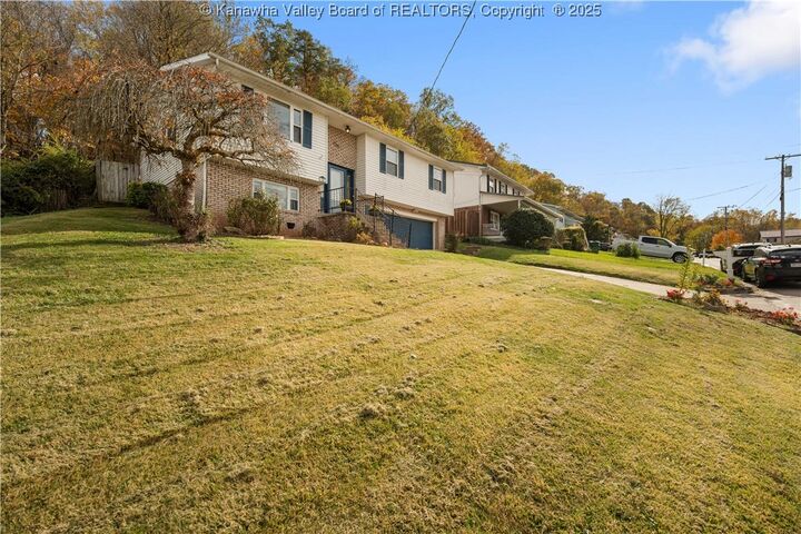 Property Photo:  47 Jannette Drive  WV 25159 