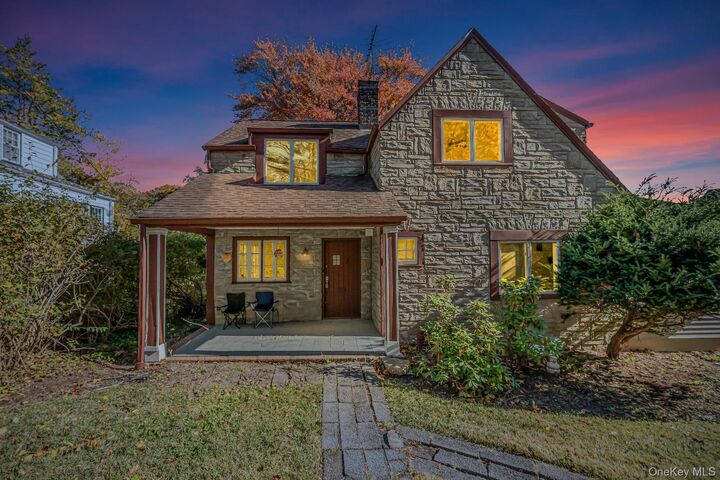 Property Photo:  39 Hillcrest Rd  NY 10530 