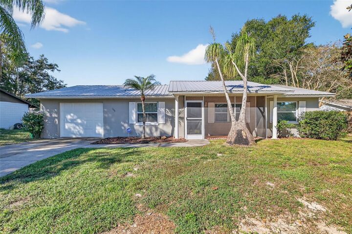 Property Photo:  300 Cricket Hollow Lane  FL 32726 