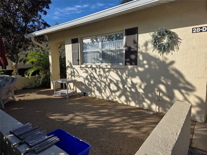 Property Photo: 390 301 Boulevard W 28D FL 34205