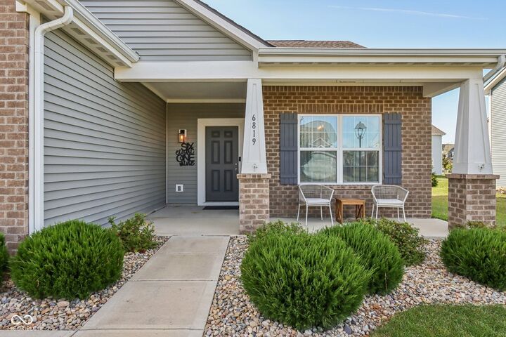 Property Photo:  6819 W Wintergreen Court  IN 46055 