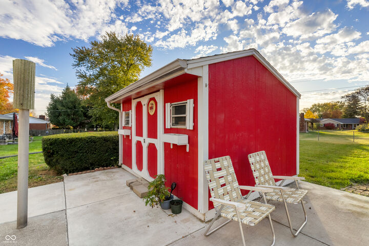 Property Photo: 2940 Taylor Road IN 47203