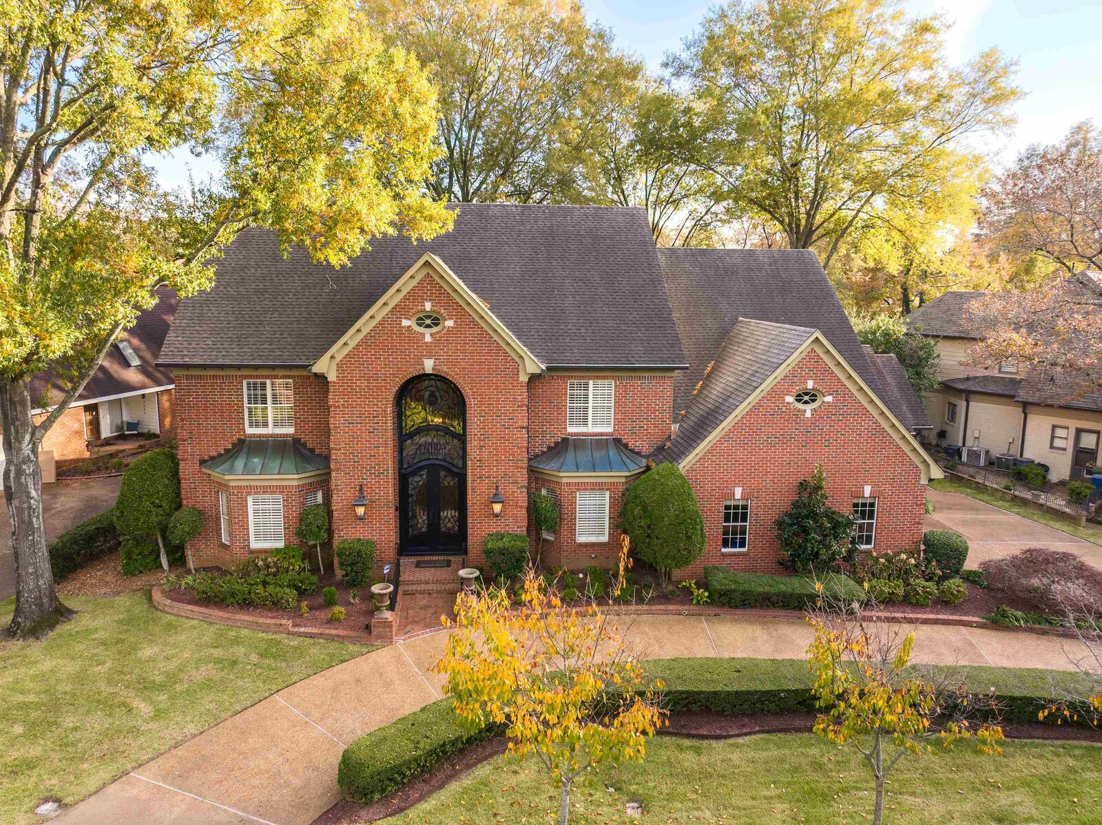 Property Photo: 2086 W Glenalden Dr TN 38139