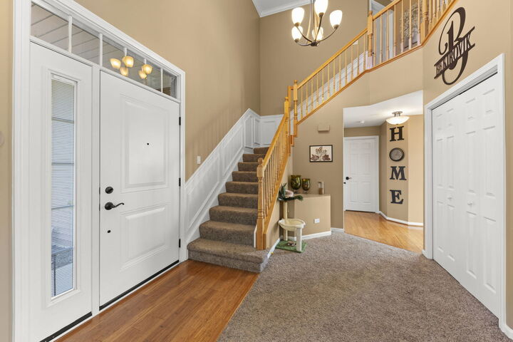 Property Photo: 2723 Rosehall Lane IL 60503