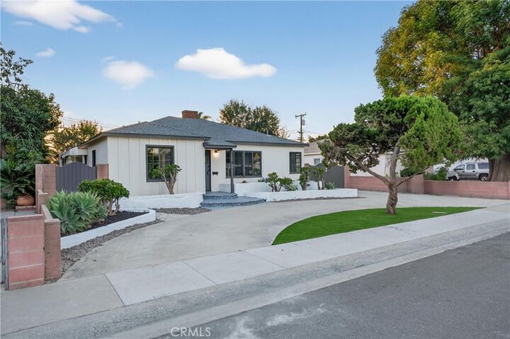 Property Photo:  509 N Buttonwood Street  CA 92805 