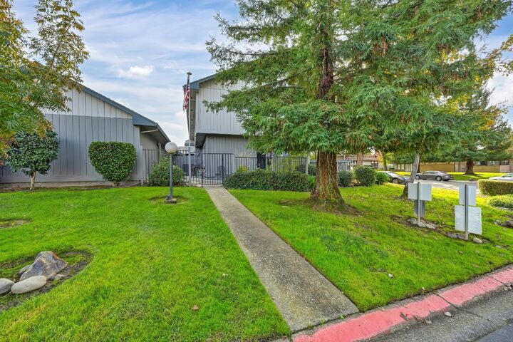 Property Photo: 8004 Briar Ridge Lane CA 95610