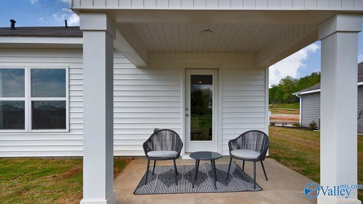 Property Photo: 104 Saw Palmetto Drive AL 35759