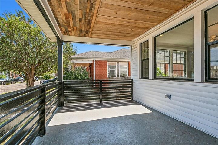 Property Photo:  1828 Alvar Street  LA 70117 