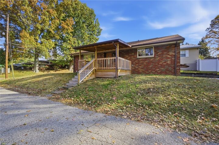 2706 12th Avenue  Vienna WV 26105 photo