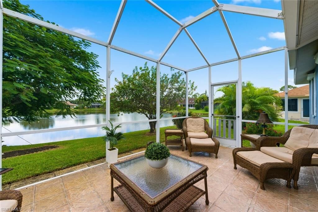 Property Photo: 157 Versailles Cir FL 34112