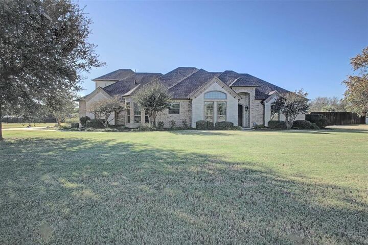Property Photo: 3705 Canyon Pass Trail TX 76028
