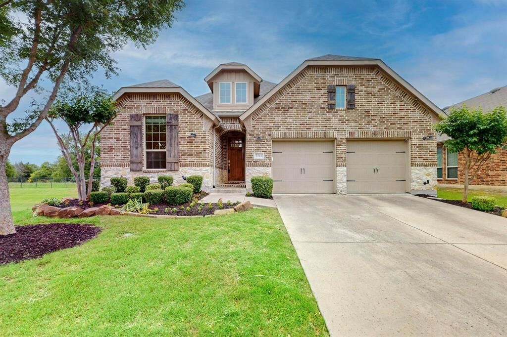 Property Photo: 3716 Alder Drive TX 75071