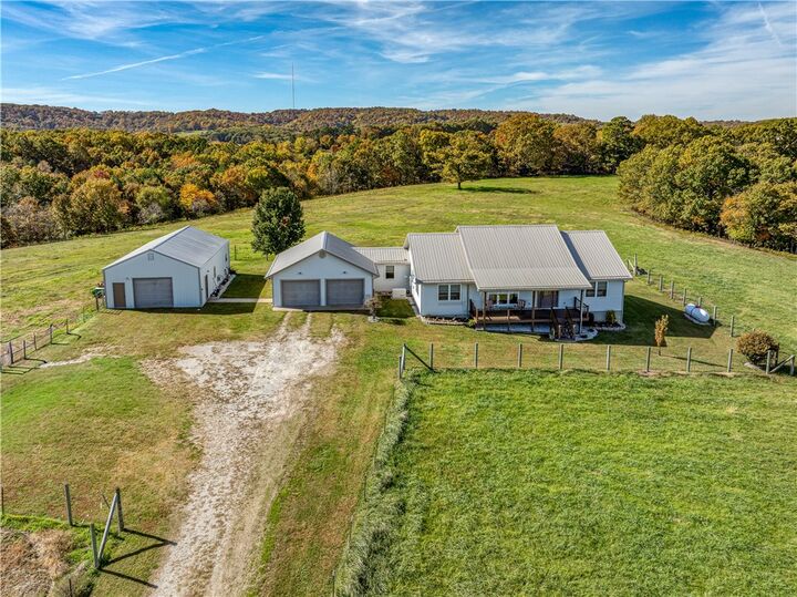 Property Photo:  10425 Hidden Valley Drive  AR 72662 