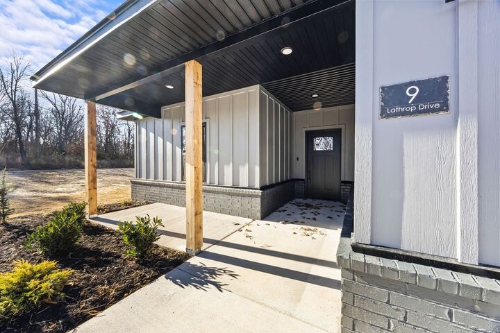 Property Photo:  9 Lathrop Drive  AR 72715 