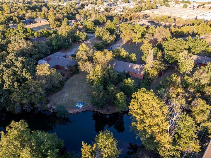 Property Photo: 9405 Silver Lake Drive OK 73162