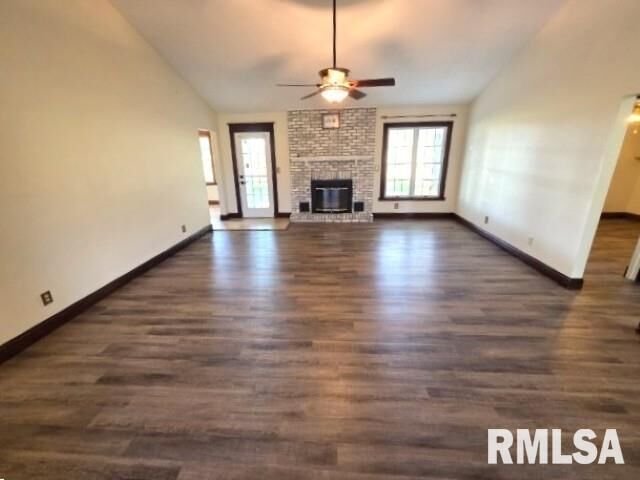 Property Photo:  3405 Piccadilly Avenue  IL 62864 